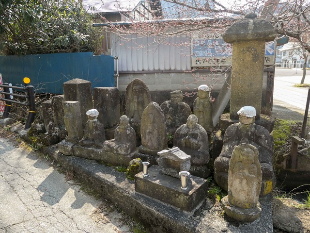 奴郎ヶ前の地蔵様 3_edit