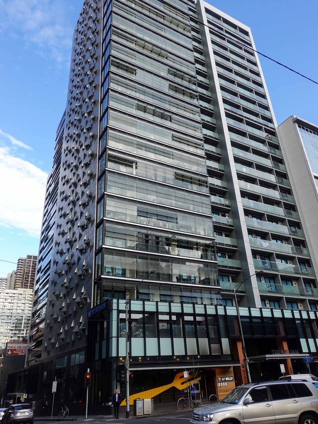 Little Bourke St と William St の交差点 1_edit