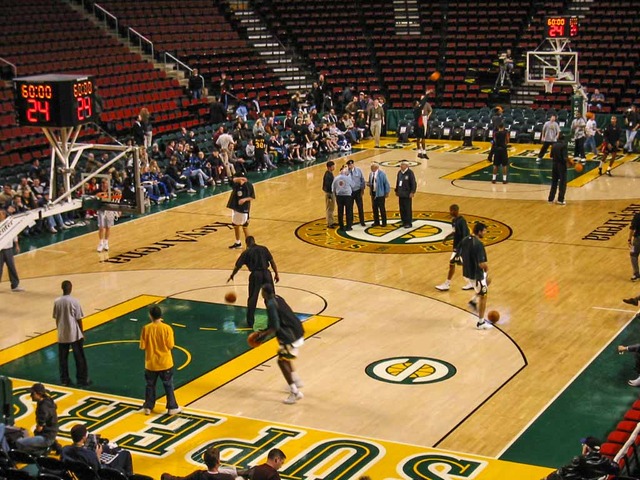 Key Arena 内 3_edit