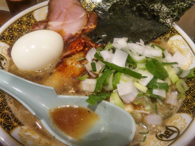 特製すごい煮干ラーメン 7_edit