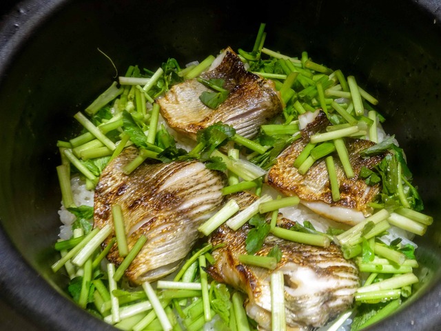 カマスの炊き込みご飯 1_edit
