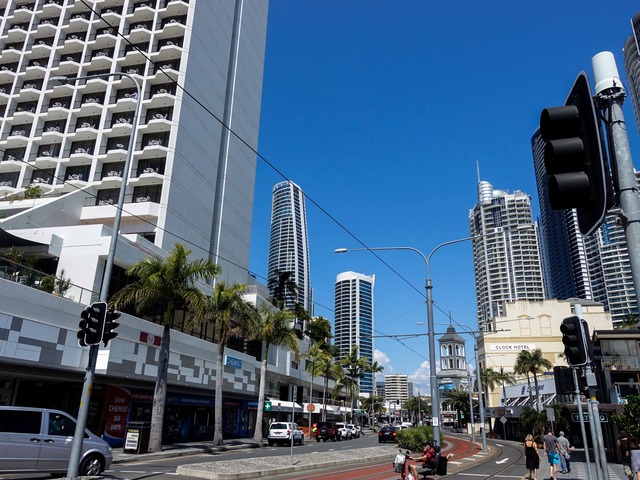 Surfers Paradise Blvd 2_edit