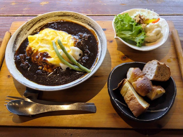 スパイシーオムカレーのセット_edit