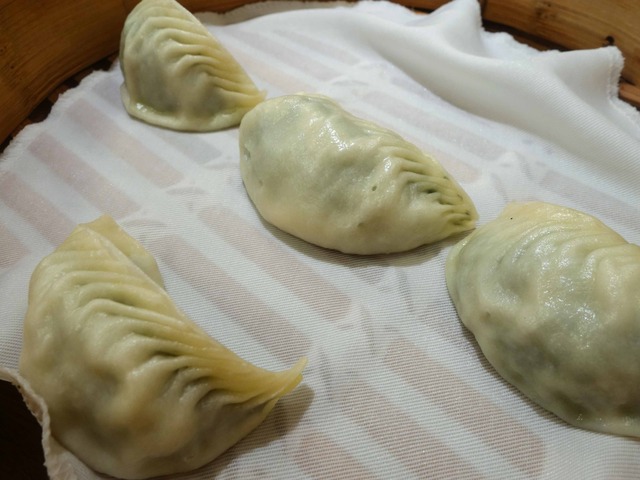 野菜と豚肉入り蒸し餃子 2_edit
