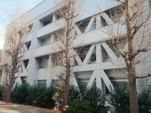 基礎研究棟別館_edit