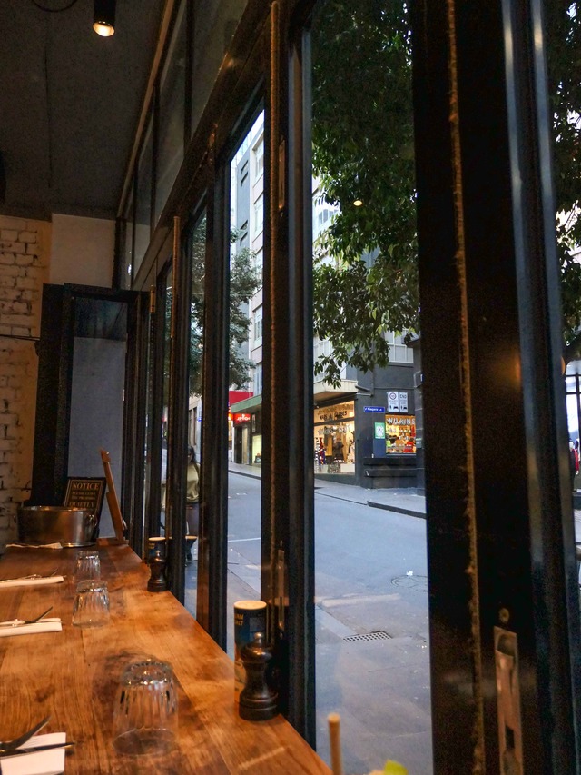 店内 2_edit