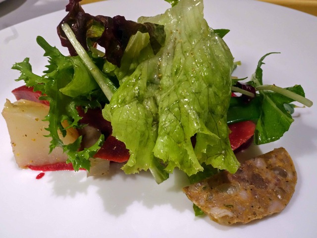 農家直送オーガニック野菜のサラダ,自家製サラミ添え 4_edit