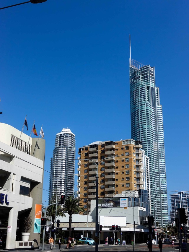 Surfers Paradise Blvd 10_edit