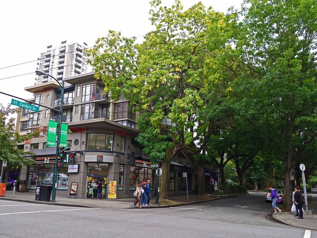 Robson St と Cardero St の交差点 3_edit