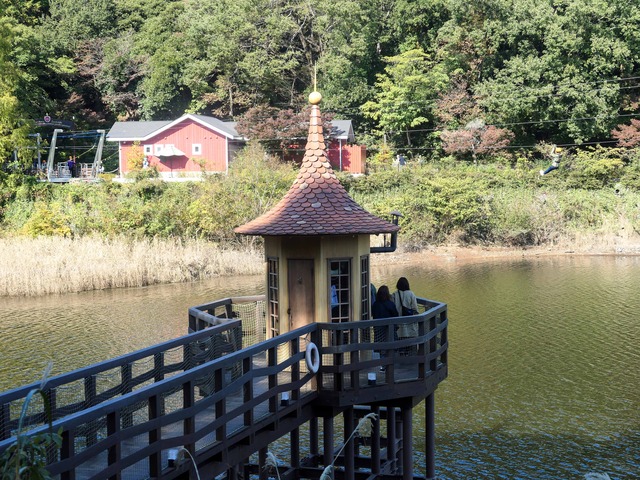 水浴び小屋 1_edit
