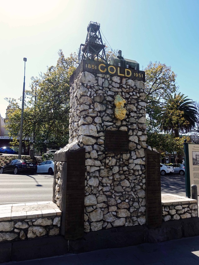Pioneer Miners' Monument 3_edit