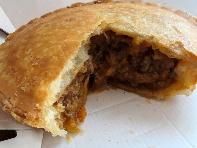 Beef Gravy Pie 4_edit