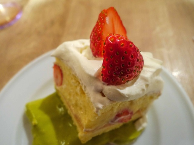 イチゴとピスタチオの39ショートケーキ 9_edit