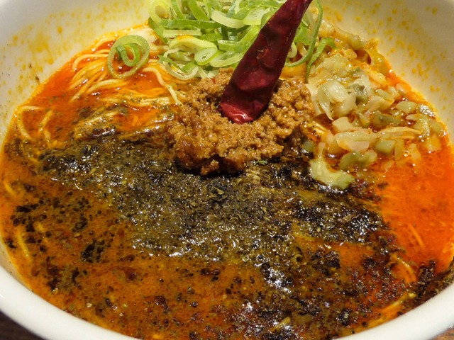 青鬼・担々麺 4_edit