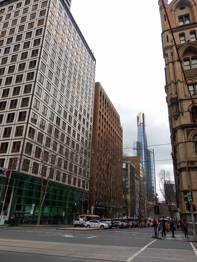 Collins St と Queen St の交差点 2_edit