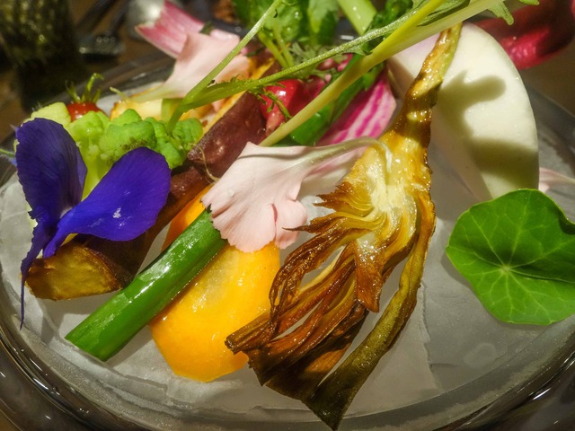 有機野菜とズワイガニとカニ味噌のフレンチバーニャカウダ 5_edit
