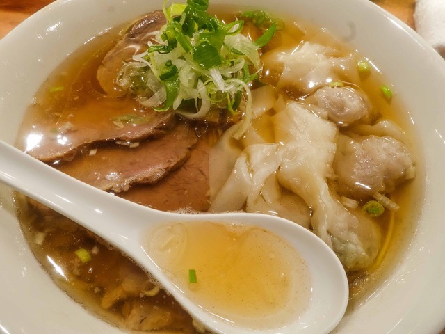 叉焼雲吞麺 5_edit