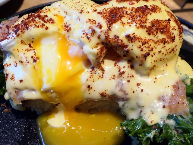 brioche benedict (salmon) 4_edit