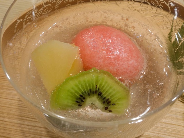 甘味(スイカのシャーベット,桃のコンポート,キウイ) 2_edit