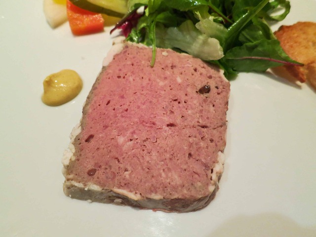 自家製シャルキュトリー_豚肉のテリーヌ_edit
