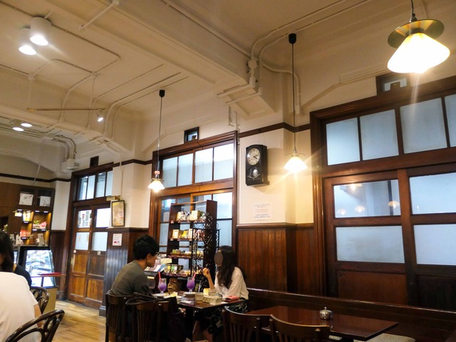 店内 2_edit