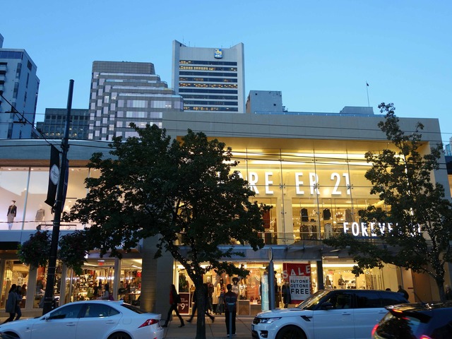Robson St 12_edit