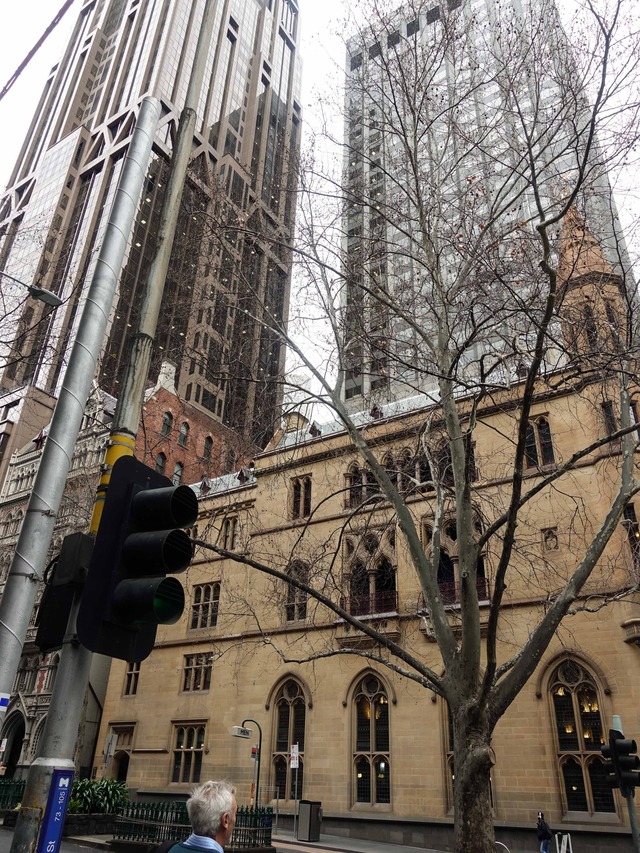Collins St と Queen St の交差点 1_edit