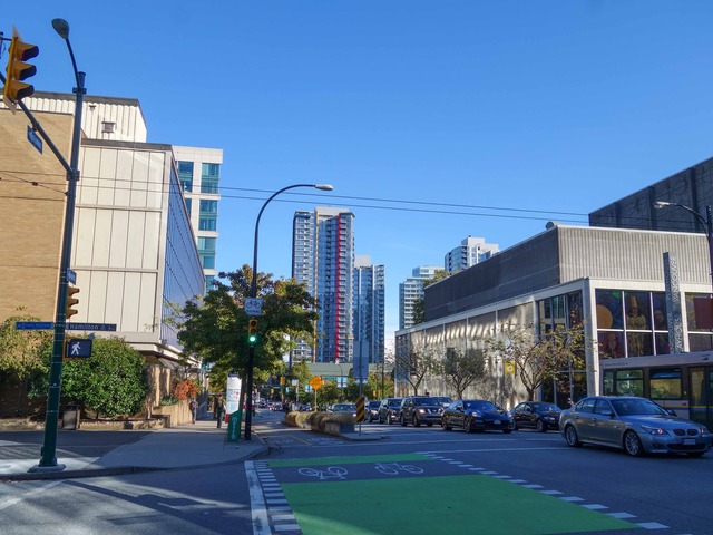 Hamilton St と Dunsmuir St の交差点 3_edit