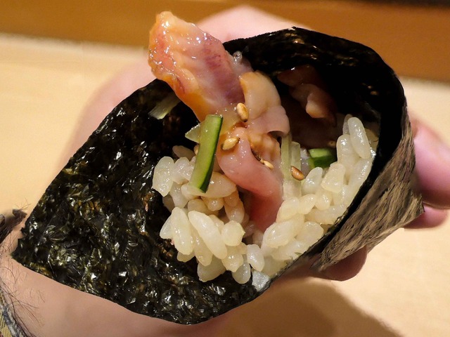 赤貝のひもとキュウリの手巻き_edit