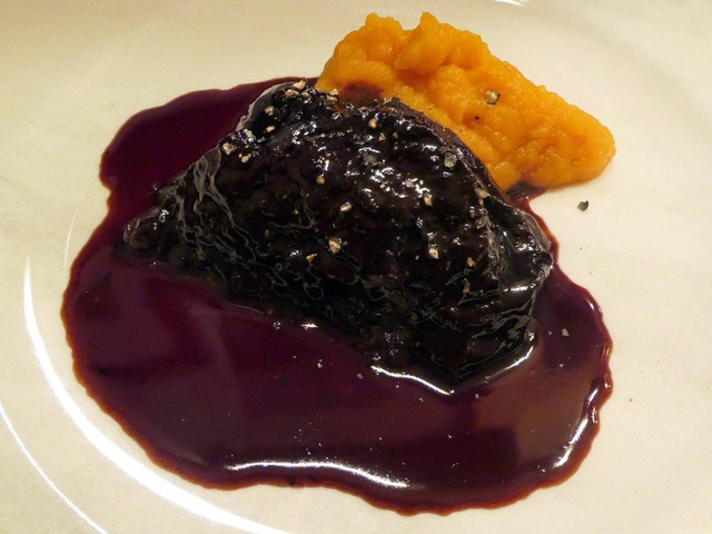 和牛ほほ肉の赤ワイン煮込み 1_edit