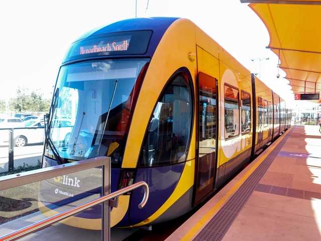 G-link (Helensvale 駅) 3_edit