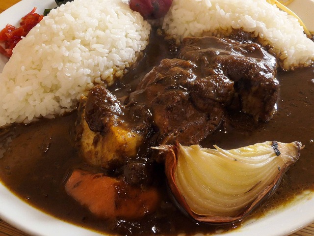 上々スパイシー豚カレー 2_edit