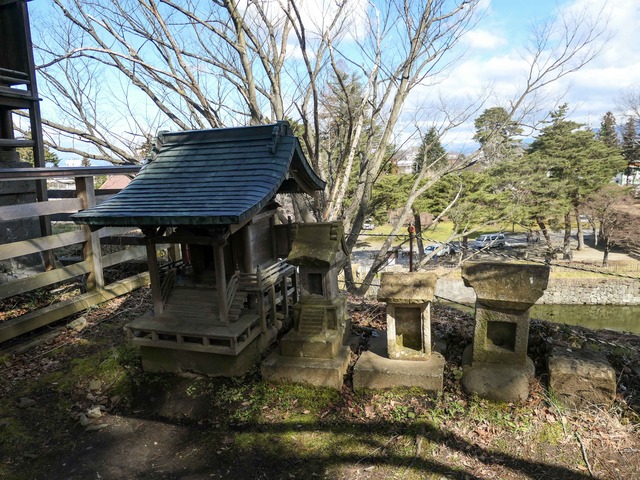 鶴ヶ城稲荷神社 8_edit