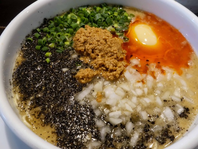 担々麺,煮玉子 1_edit