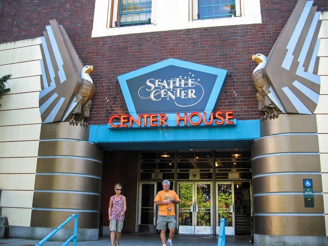 Seattle Center_センターハウス 2_edit