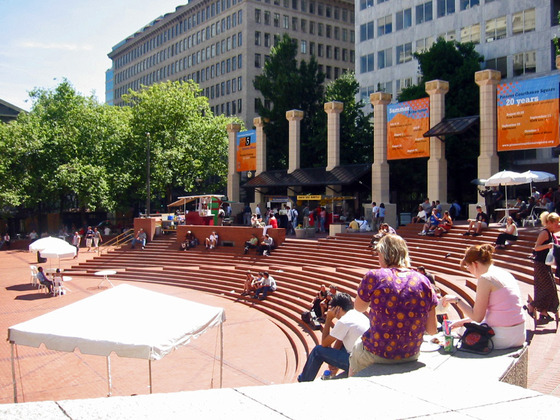 Pioneer Courthouse Square 1_edit