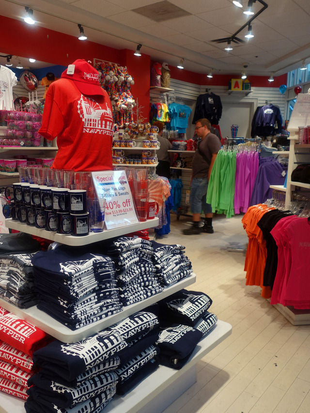 Navy Pier Store 3_edit