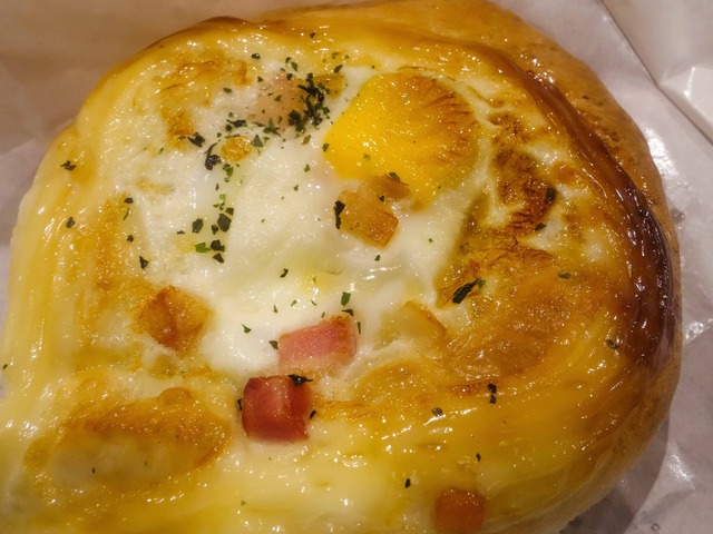 目玉焼きパン 2_edit
