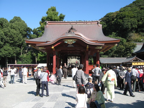 鶴岡八幡宮_舞殿