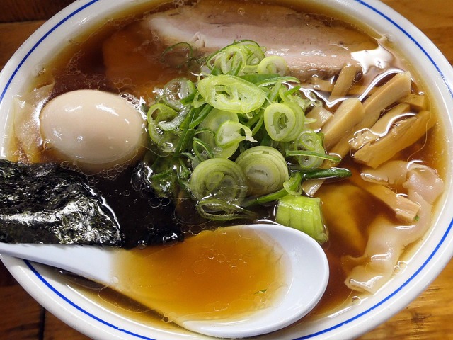 醤油まるとくらーめん 5_edit