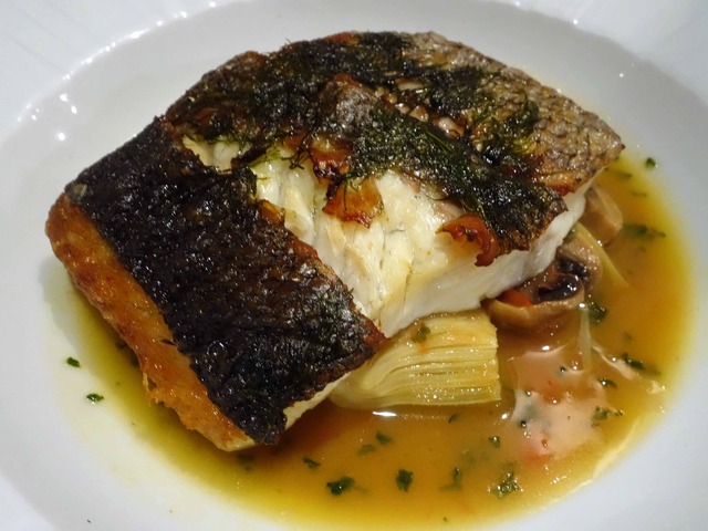 本日のお魚料理(スズキ) 3_edit