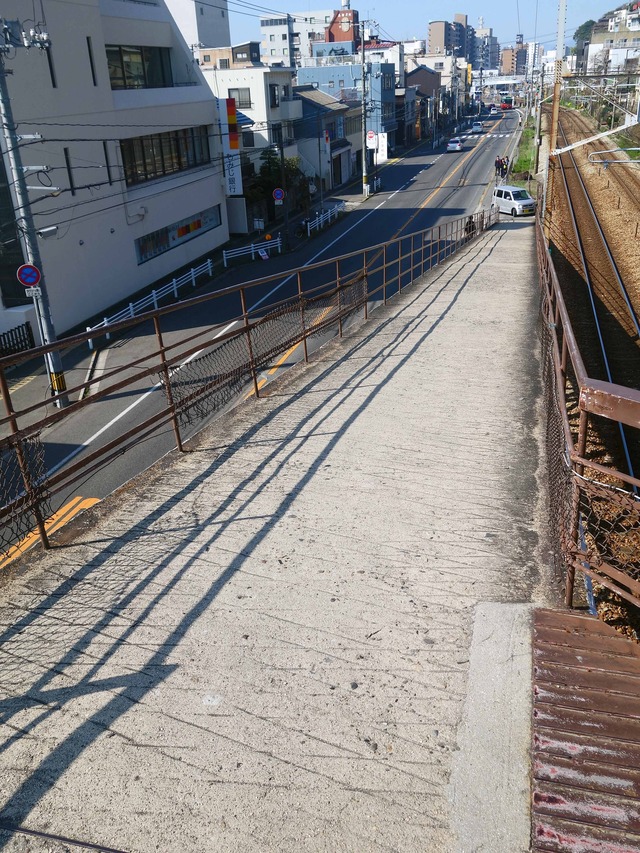 光明寺下(西土堂町)の跨線橋 1_edit