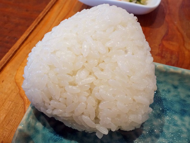 塩おにぎり_edit