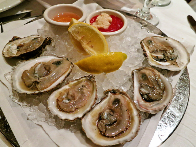 Blue Point Oysters 1_edit