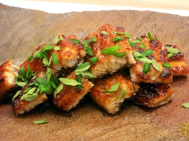 琵琶湖産天然大うなぎの蒲焼き 2_edit