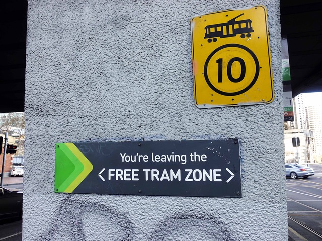 トラム(Flinders St/Queens Bridge St)_edit