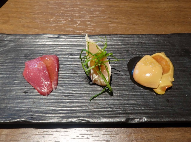鶏刺し盛り合わせ_edit