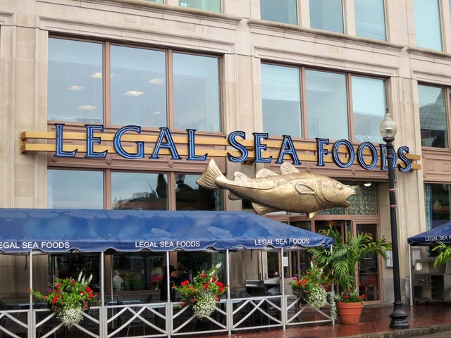 Legal Sea Foods 店頭 1_Long Wharf_edit