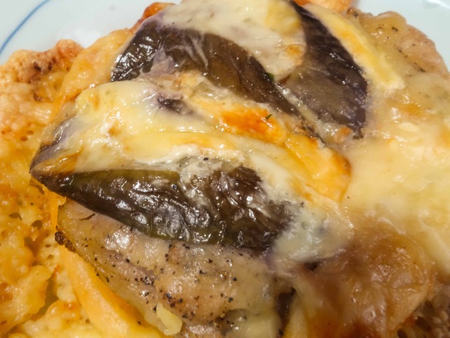 揚げナスチキン,肉ミソのピザ 2_edit
