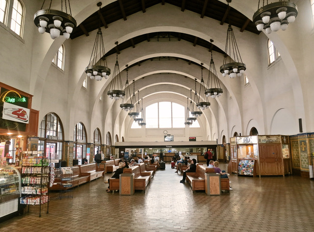 アムトラック Santa Fe 駅構内 1_edit